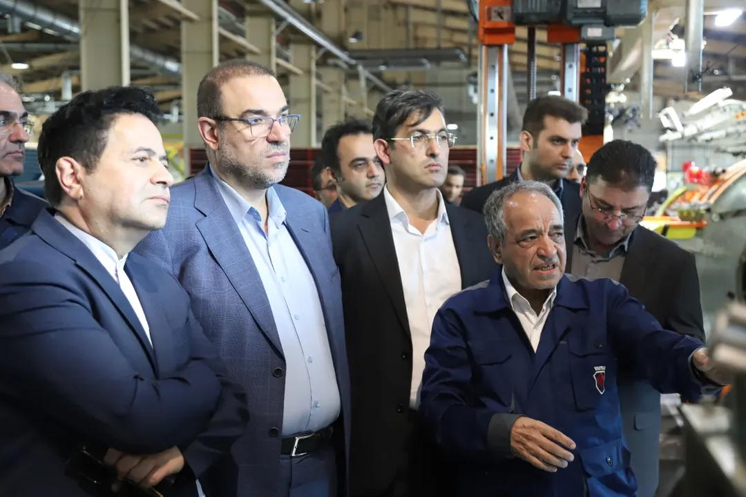 بازدید معاون صنایع عمومی وزارت صمت از مجتمع‌های صنعتی آرتاویل تایر و سبلان رازی